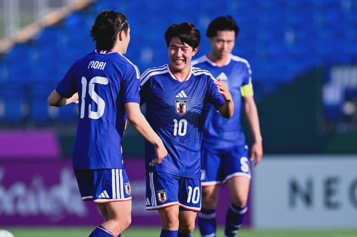 Dùng cầu thủ sinh viên, U23 Nhật Bản vẫn thắng đậm ở U23 châu Á - Ảnh 1.