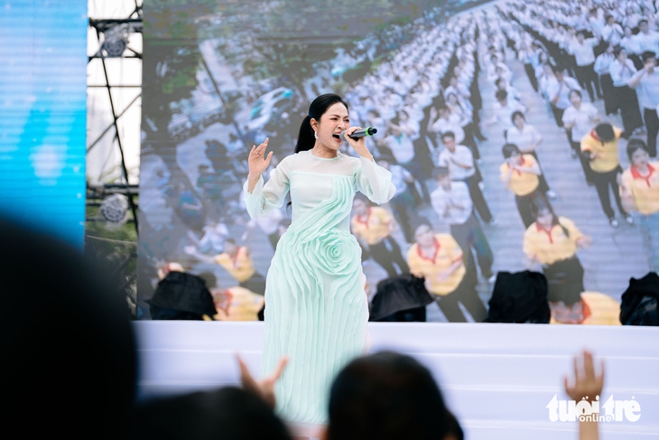 đồng diễn - Ảnh 5.