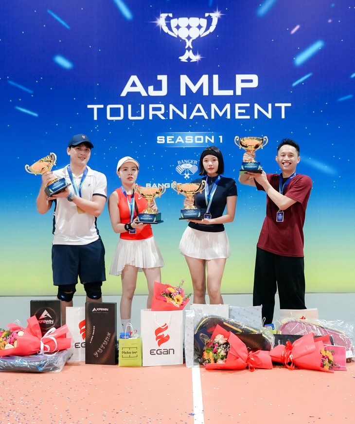 Á khôi Hoài Phương vô địch thể thức pickleball mới lạ - Ảnh 1.