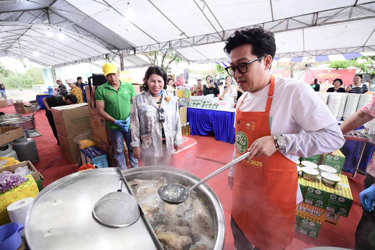 Trường Giang - Ảnh 8.