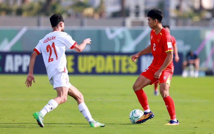 Dùng cầu thủ sinh viên, U23 Nhật Bản vẫn thắng đậm ở U23 châu Á - Ảnh 2.