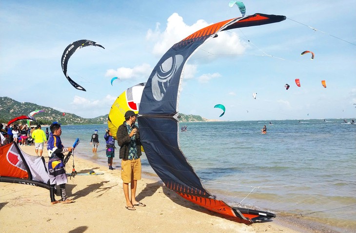 200 vận động viên tranh tài tại Giải lướt ván diều Mỹ Hòa - Khánh Hòa 2026 - Ảnh 2.