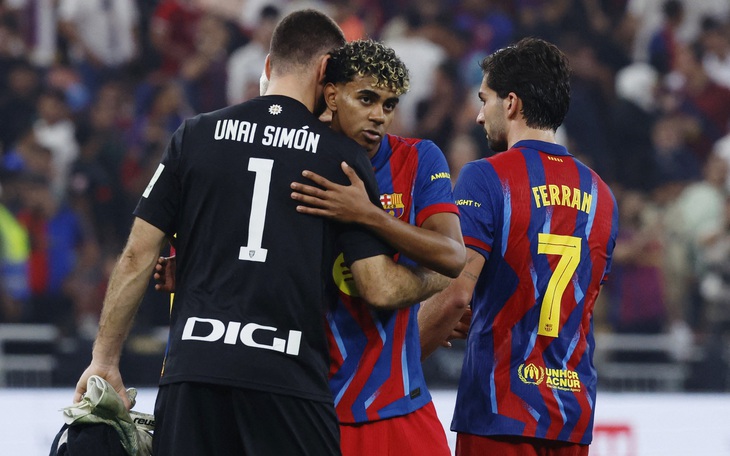 Ba đội hàng đầu thế giới ‘chào xuân’ cùng Lân Sư Rồng Việt Nam - Ảnh 3.