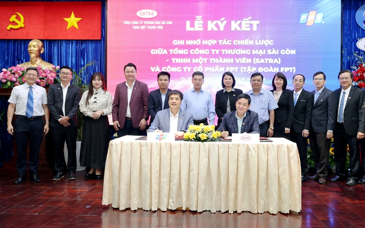 Tỉnh Quảng Ninh phối hợp FPT đưa sinh viên về xã, phường hỗ trợ triển khai Nghị quyết 57 - Ảnh 2.