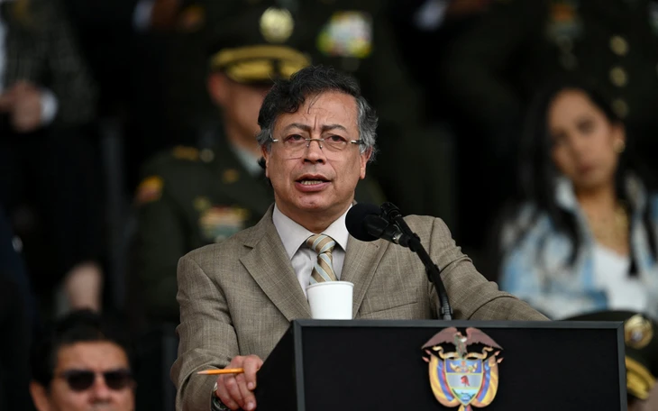 Colombia cáo buộc Ecuador ném bom vào lãnh thổ, lãnh đạo 2 nước 'khẩu chiến' - Ảnh 3.