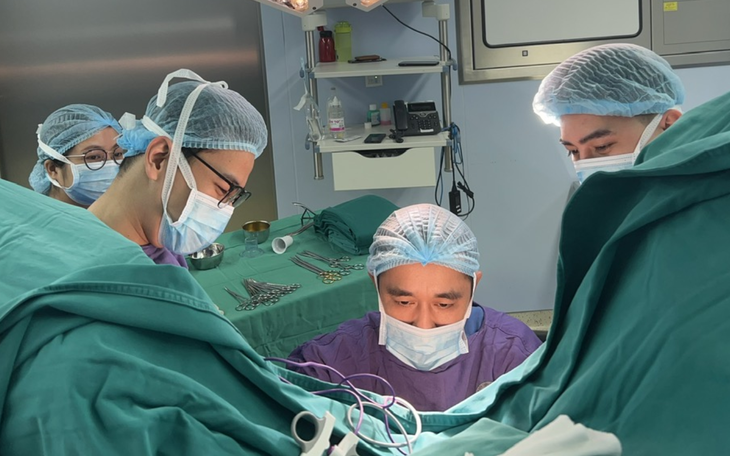 Ngại khám bệnh trĩ, bệnh nhân đến gặp bác sĩ thì bệnh chuyển nặng - Ảnh 3.