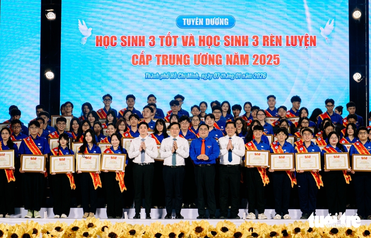 TP.HCM tuyên dương các danh hiệu tiêu biểu trong học sinh, sinh viên năm 2025 - Ảnh 2.