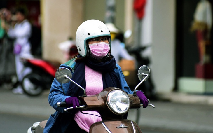 Ngày mai Nam Bộ sẽ lạnh 17-20 độ C, ứng dụng điện thoại dự báo TP.HCM 16 độ C - Ảnh 2.