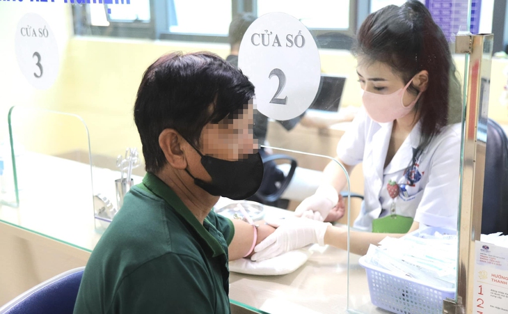 Ung thư tuyến tiền liệt: Nếu phát hiện sớm, khả năng chữa khỏi rất cao ung thư tuyến tiền liệt - Ảnh 1.