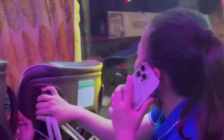 Làm việc tài xế xe khách lạng lách rượt đuổi xe tải khiến hành khách hoảng loạn - Ảnh 2.