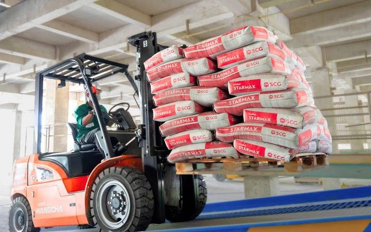 Giá thép lần đầu hạ nhiệt sau chuỗi tăng cao từ đầu năm - Ảnh 3.