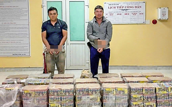 Chưa Tết pháo đã nổ - Ảnh 2.