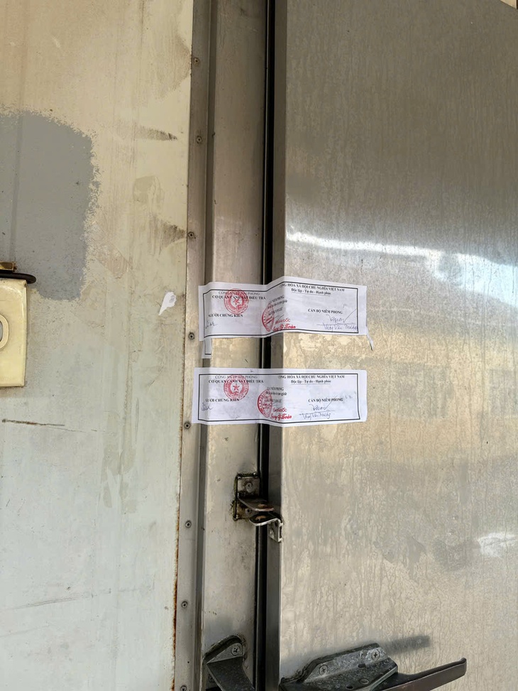 đồ hộp hạ long - Ảnh 2.