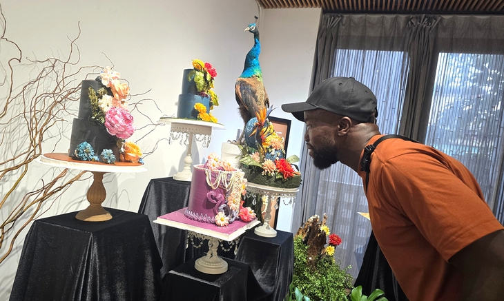 Ngắm hoa bằng kem trong triển lãm Thềm nhà có hoa - Ảnh 3.