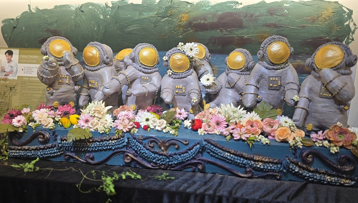 Thềm nhà có hoa - Ảnh 6.