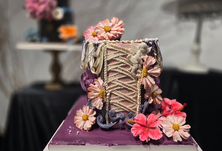 Thềm nhà có hoa - Ảnh 10.