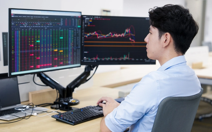 Những phiên mua ròng 1.000 tỷ đồng của vốn ngoại xuất hiện nhiều hơn - Ảnh 3.