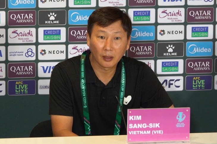HLV Kim Sang Sik: 'U23 Việt Nam không sợ bất kỳ ai' - Ảnh 2.