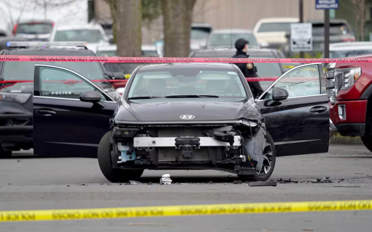 Toàn cảnh biểu tình chống ICE khắp nước Mỹ sau vụ nổ súng chết người - Ảnh 2.