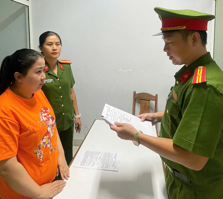 Khởi tố Trần Thị Mỹ Hạnh, cáo buộc lừa đảo hơn 15,4 tỉ đồng qua góp vốn mua hàng - Ảnh 1.