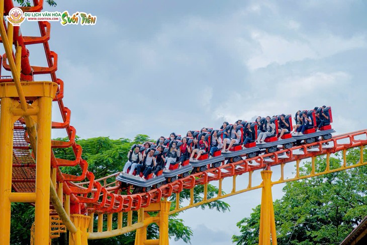 Trải nghiệm Rainbow Rush tại Suối Tiên - vui chơi không giới hạn năm 2026 -
Ảnh
2.