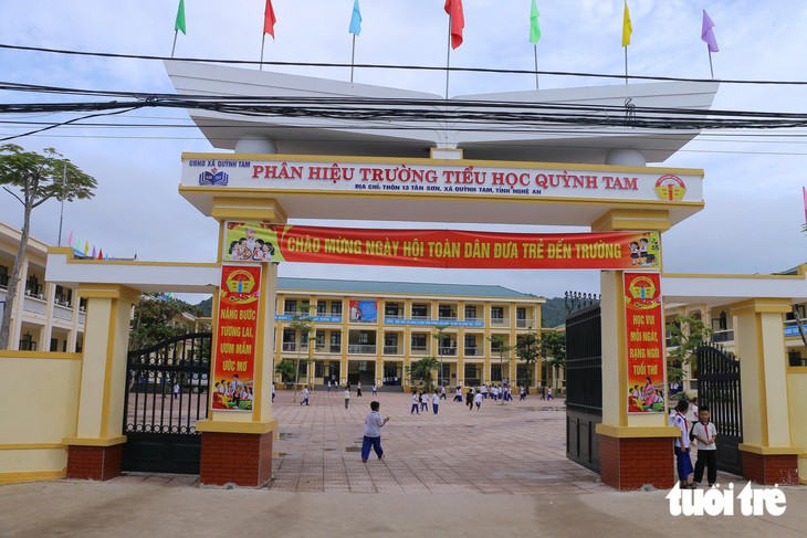 Nghệ An cam kết nhiều hỗ trợ, tìm cách đưa 127 học sinh trở lại trường - Ảnh 2.