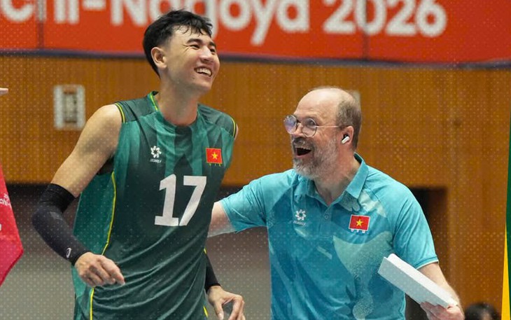 Bóng chuyền nam Việt Nam lại thắng 'sốc' Indonesia - Ảnh 2.