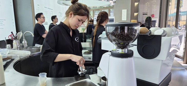 Cà phê mắm ruốc: Táo bạo để tạo vị Huế mới - Ảnh 2.