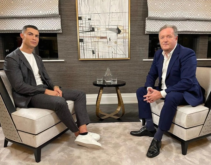 Ronaldo và những lần 'dỗi' đội bóng lẫn HLV - Ảnh 3.