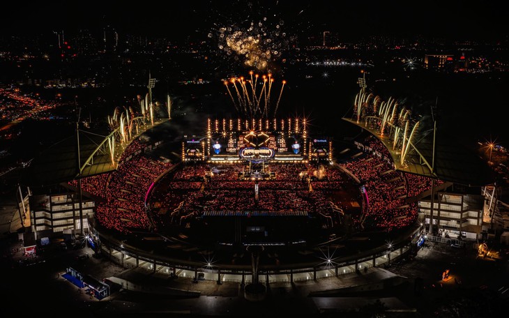 Day 2 concert của Mỹ Tâm ‘bùng nổ’ tại TP.HCM nhưng có vượt qua 40.000 khán giả ở Mỹ Đình? - Ảnh 3.