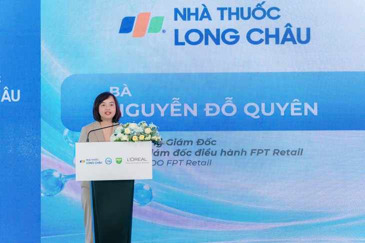 Long Châu, Hội Da liễu TP.HCM, Trường ĐH Y khoa Phạm Ngọc Thạch và L’Oréal mở rộng mạng lưới chăm sóc da liễu cộng đồng - Ảnh 4.