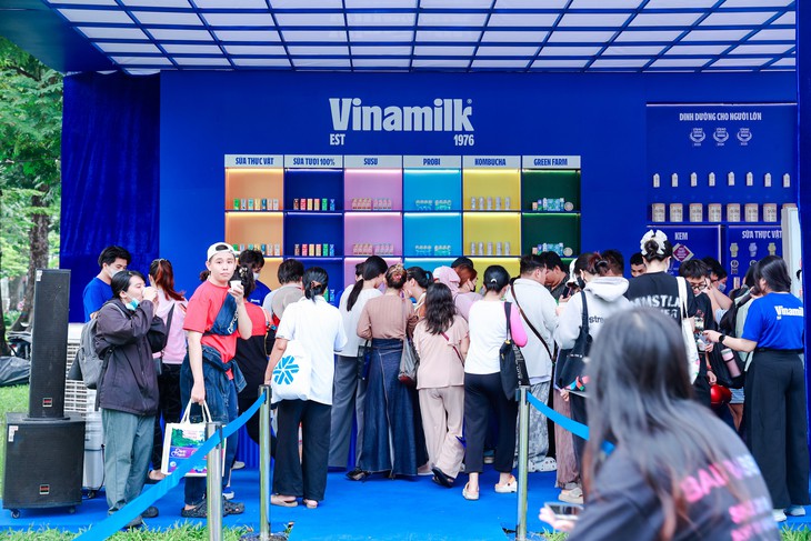 50 Năm Vinamilk: Dẫn đầu thị trường và giữ vững lòng tin người tiêu dùng - Ảnh 1.