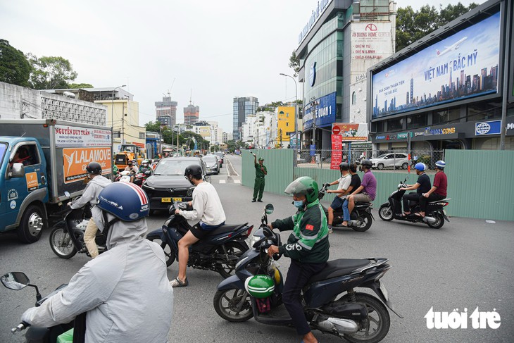 Một số đoạn Nguyễn Thị Minh Khai, Cách Mạng Tháng Tám ở TP.HCM đã thành đường một chiều làm metro số 2 - Ảnh 8.