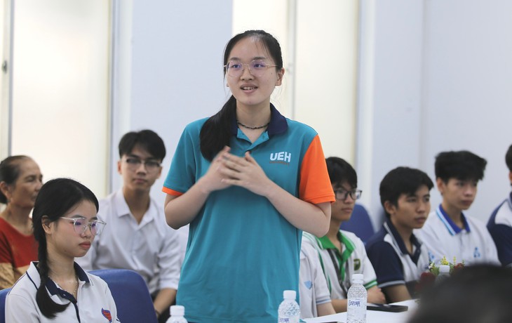 Qũy học bổng Hy vọng tài trợ toàn bậc đại học cho 7 tân sinh viên năm 2026 - Ảnh 6.