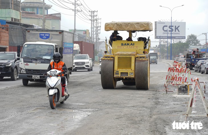 Cận cảnh diện mạo mới nhất của Quốc lộ 13 qua Bình Dương cũ sau hơn 4 năm mở rộng - Ảnh 4.