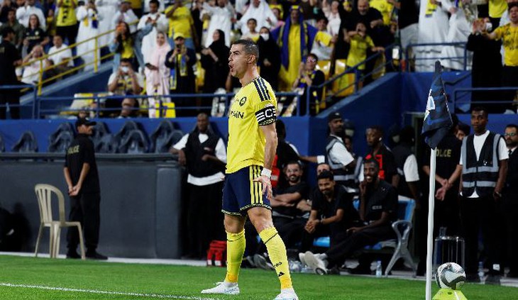 Vừa ghi bàn thắng thứ 980, Ronaldo đã nhận 'hung tin' với án phạt nặng từ Bồ Đào Nha - Ảnh 1.