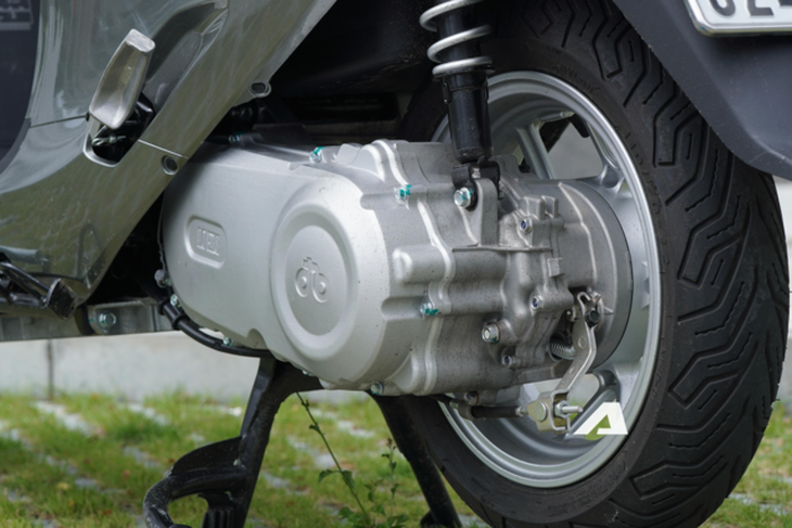 Dat Bike Era chốt 20.000 đơn sau nửa năm mở bán: Cốp rống hơn Honda Lead, sạc 15 phút đi thêm 30km - Ảnh 3.