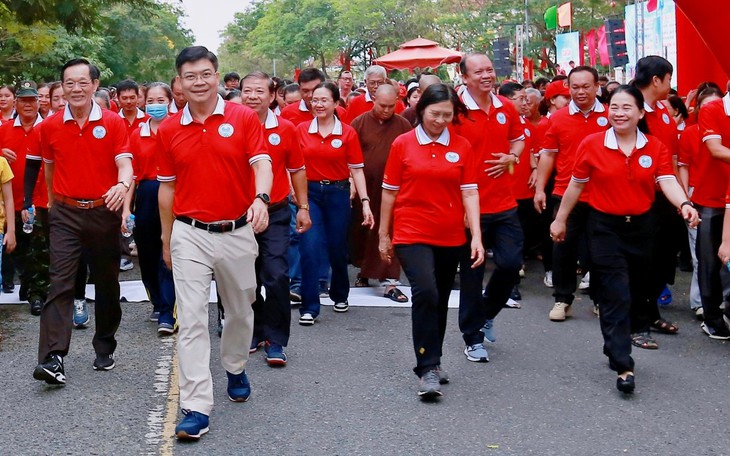 Cán bộ, công chức TP.HCM góp quỹ Vì người nghèo năm 2026 - Ảnh 5.