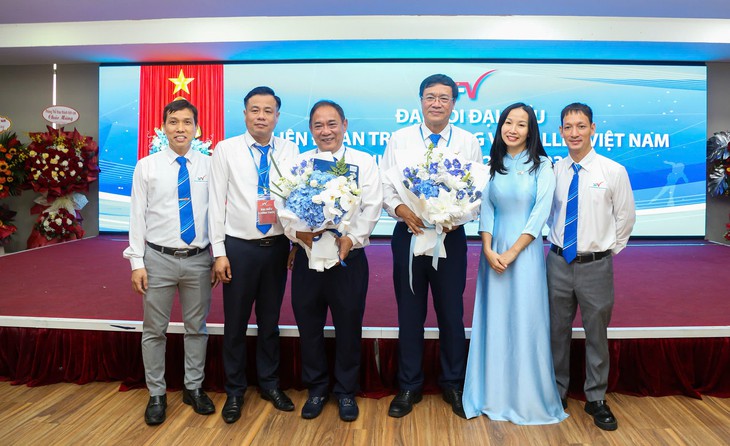 Ông Đặng Hà Việt làm Chủ tịch Liên đoàn Trượt băng và Roller Việt Nam - Ảnh 1.