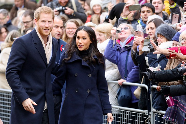 Phong cách thời trang của Hoàng tử Harry thay đổi ra sao từ khi gặp Meghan Markle? - Ảnh 4.