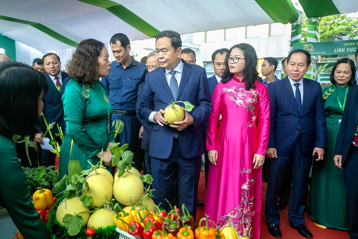 Chủ tịch Quốc hội: Học viện Nông nghiệp Việt Nam phải bồi dưỡng, đào tạo những 'công dân toàn cầu' - Ảnh 1.