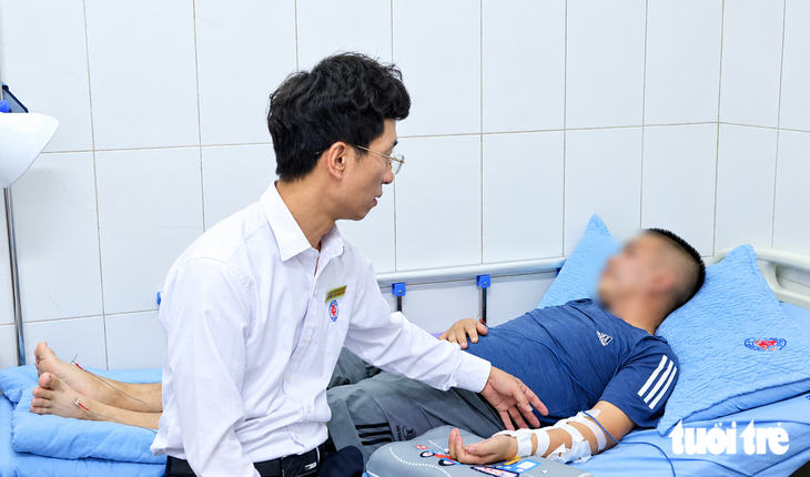 Gia đình người chồng sống sót sau vụ án mạng ở Đồng Nai xin ngừng nhận hỗ trợ - Ảnh 1.