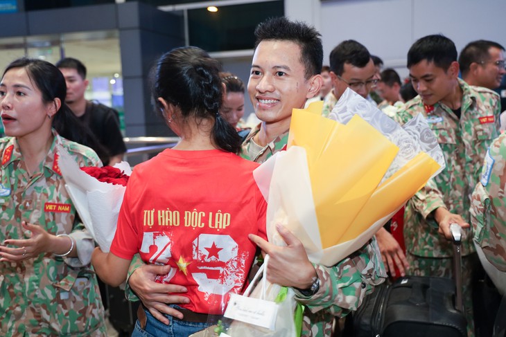 Những quân nhân cuối cùng Bệnh viện dã chiến cấp 2 số 7 hoàn thành nhiệm vụ trở về nước - Ảnh 3.