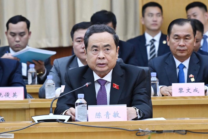 Chủ tịch Quốc hội Trần Thanh Mẫn thăm mô hình lập pháp ở Bắc Kinh, hội kiến ông Vương Hộ Ninh - Ảnh 7.