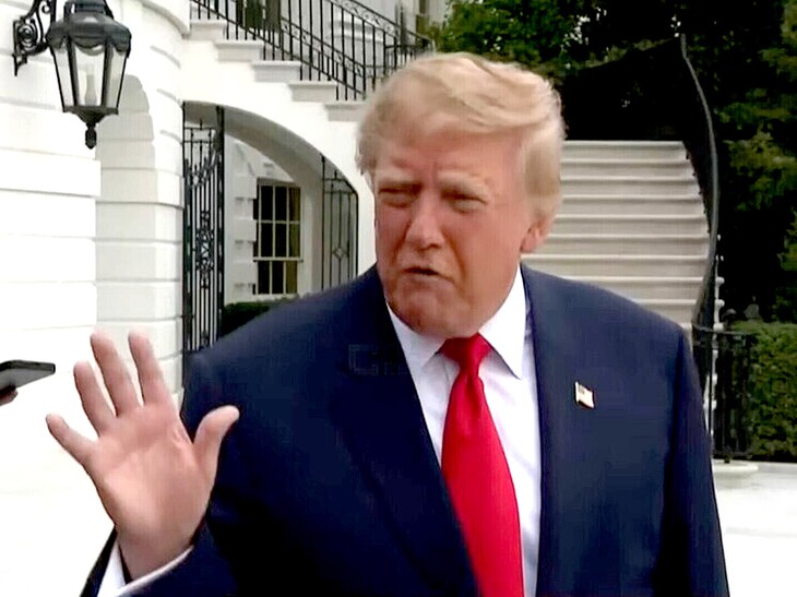 Ông Trump muốn Ukraine thay tổng thống: Nói hay làm? - Ảnh 3.