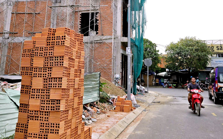 Ký giáp ranh đất, đừng để dân bó tay vì 'ông hàng xóm' - Ảnh 4.