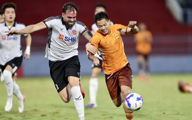 Mới đến V-League, cầu thủ Việt kiều Pháp đã ghi dấu ấn - Ảnh 3.