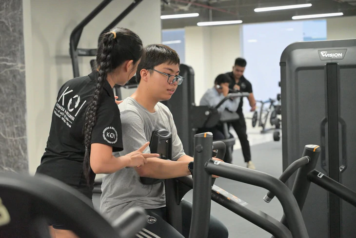 Các kỳ thủ Việt Nam tập gym, chạy bộ để vươn lên đẳng cấp thế giới - Ảnh 5.