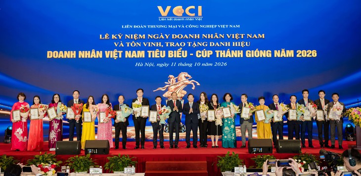 Chủ tịch TTC Energy Đặng Huỳnh Anh Tuấn nhận Cúp Thánh Gióng 2026 dành cho Doanh nhân tiêu biểu - Ảnh 2.