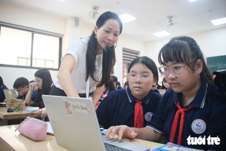 Trường THCS công lập cho 100% học sinh dùng laptop trong lớp, quản lý ra sao? - Ảnh 3.